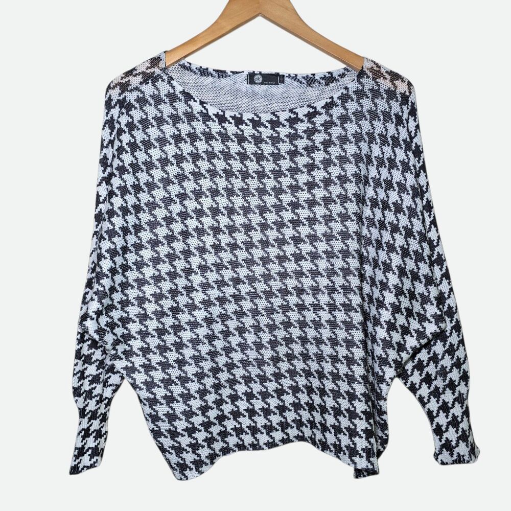 Made in Italy Houndstooth Batwing Sweater Womens Small Black White Open Knit